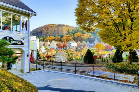 Pemandangan taman tema Everland di Yongin, Korea Selatan